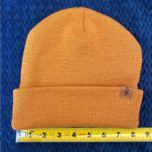 NWOT Beanie Hat Rust Color - Picture 5 of 6